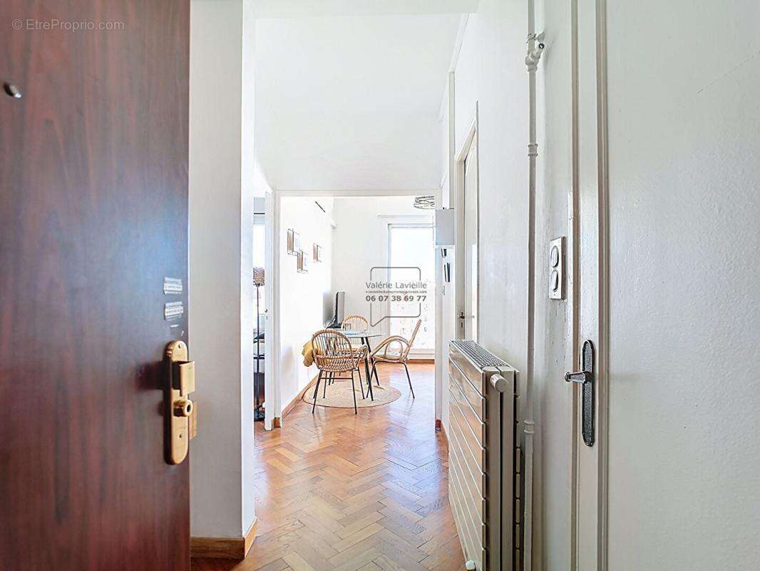 Appartement à MARSEILLE-2E