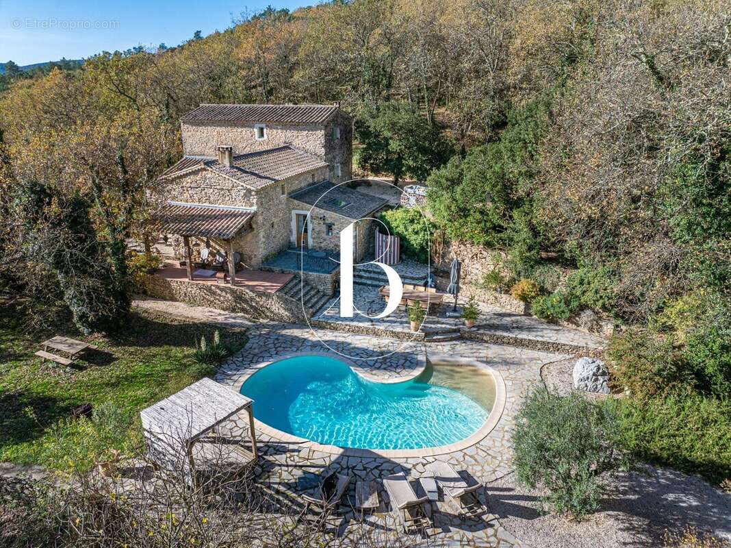 Maison à GOUDARGUES