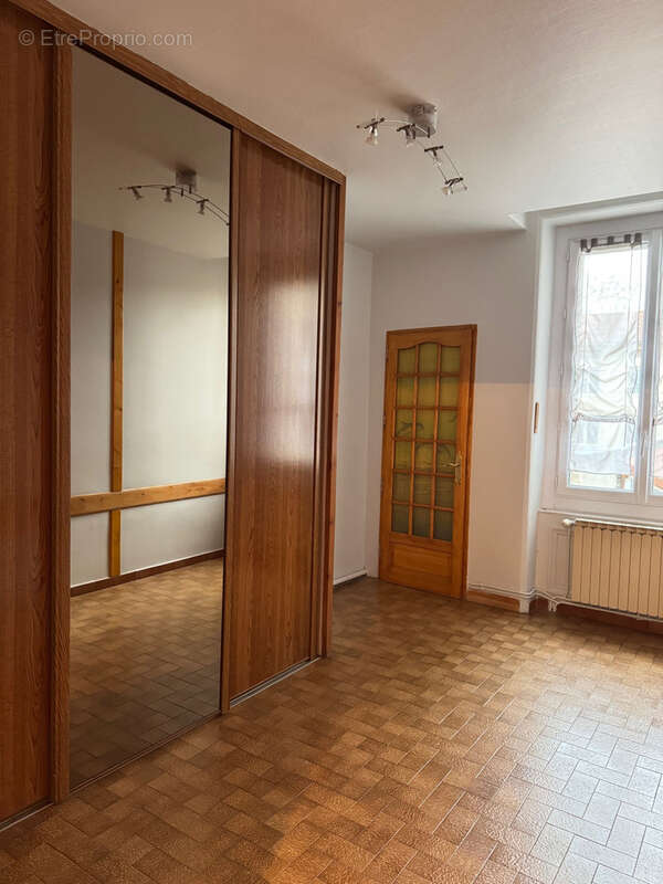 Appartement à SAINT-ETIENNE