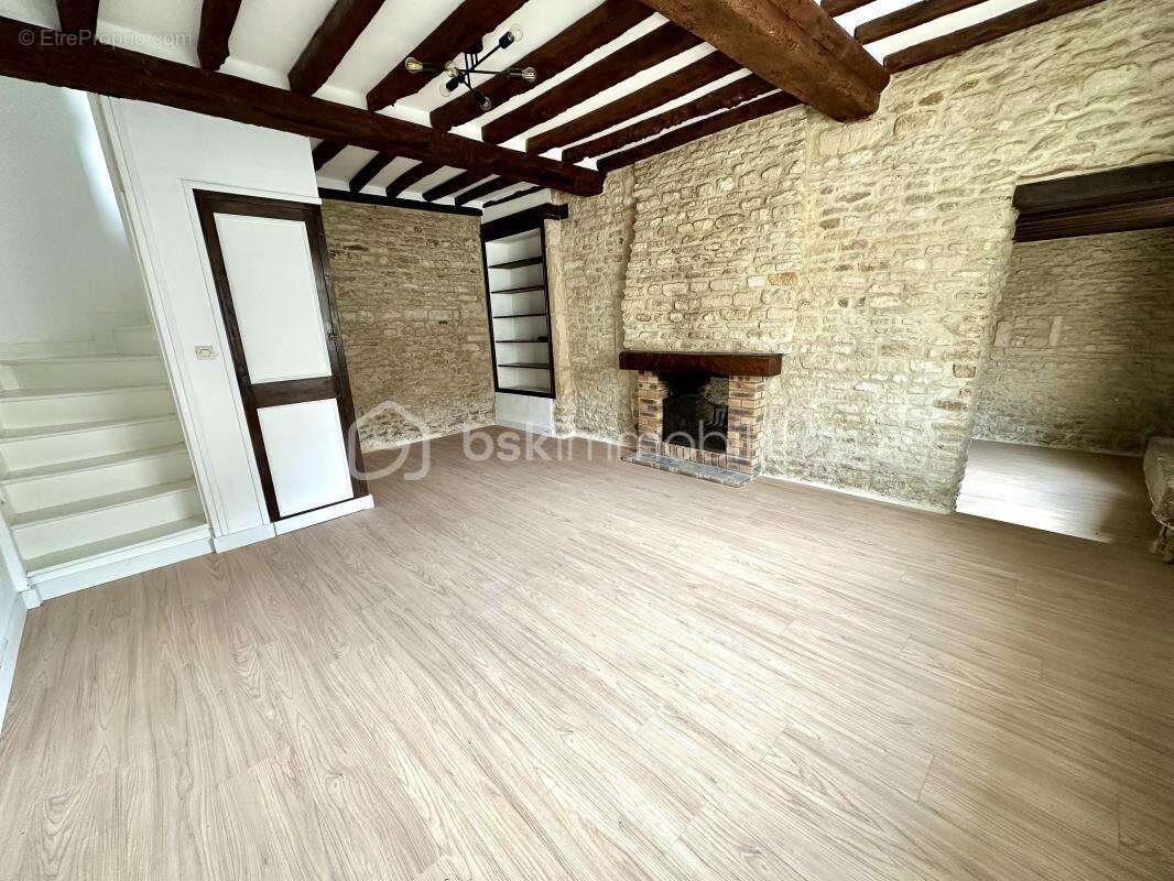 Maison à OUISTREHAM