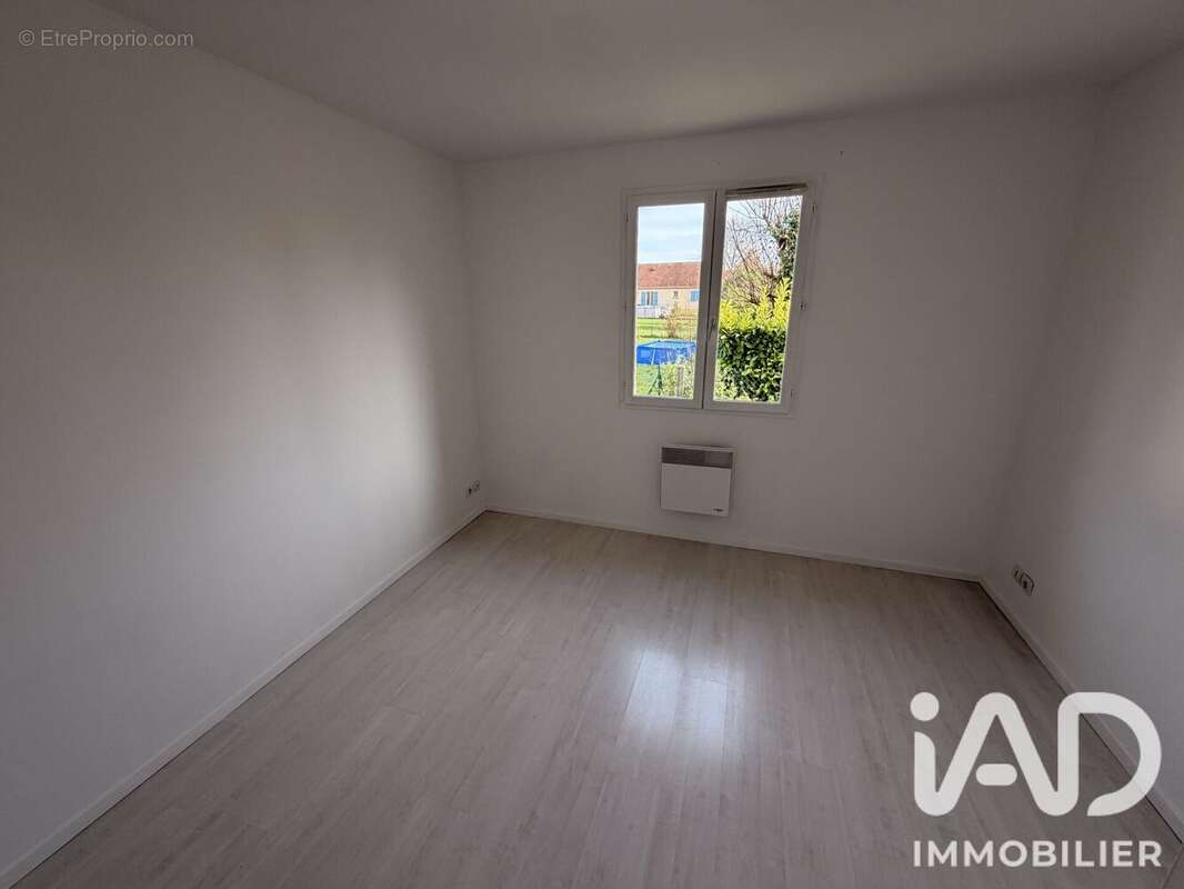 Maison 103 m² à La Chapelle-Sur-Oreuse  - photo 8