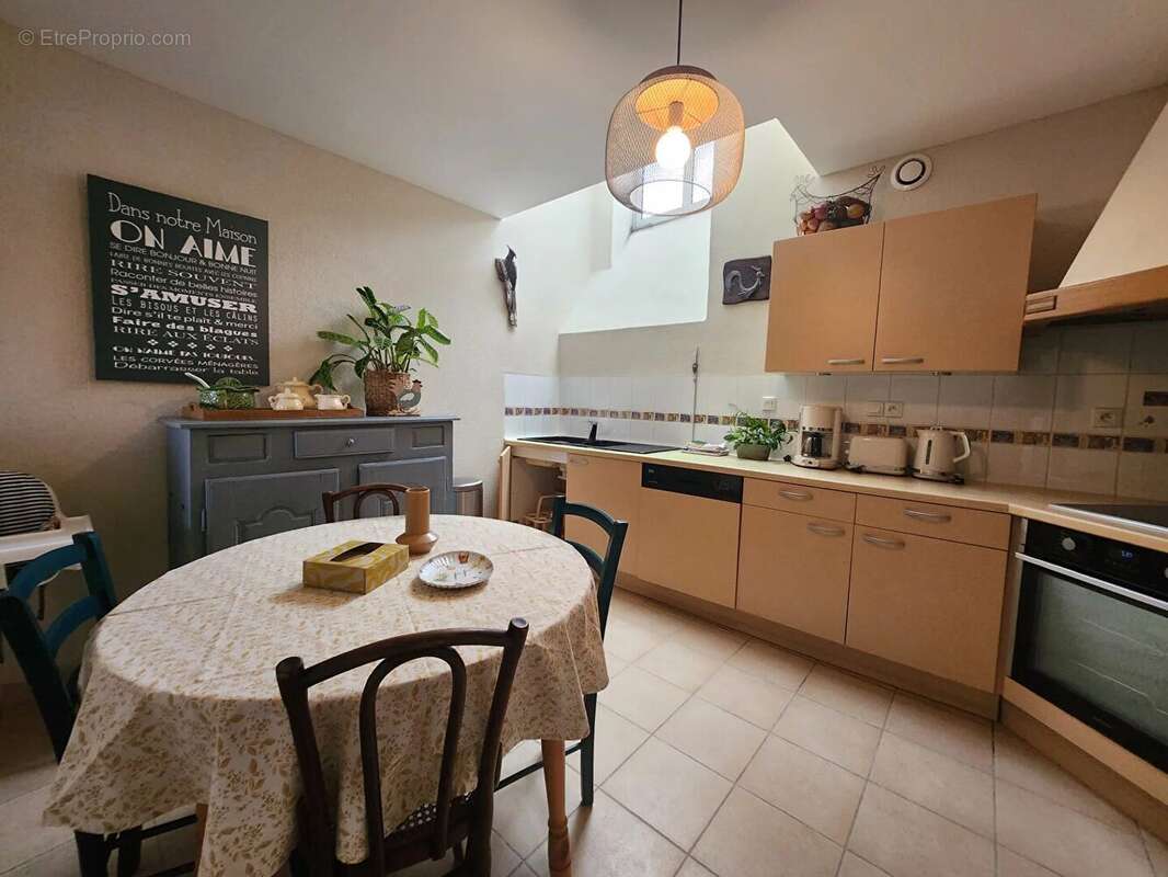 Maison à SAINT-DYE-SUR-LOIRE