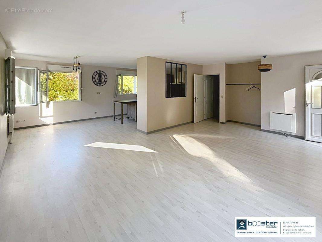 Maison à BONNAC-LA-COTE