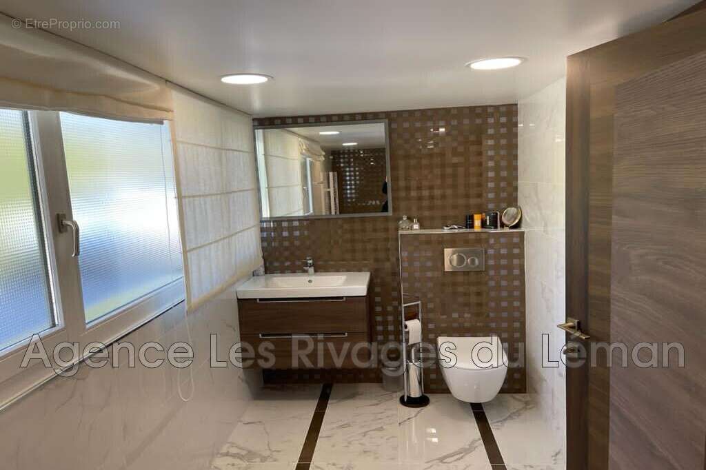 Maison à SCIEZ