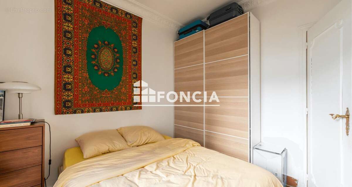 Appartement à PARIS-18E