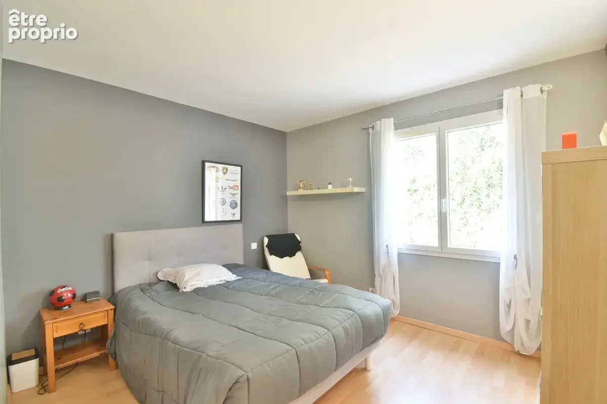 PUJOLS (47)-188 m² de confort et d’espace, 4 chambres, piscine et triple garage - photo 14