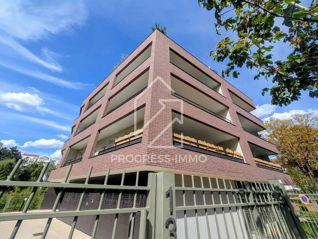 Appartement à NEUILLY-SUR-MARNE