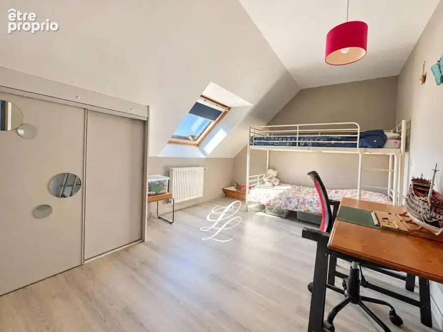Maison 9 pièces 200 m² à vendre à Saint-Saturnin (72650) - photo 5