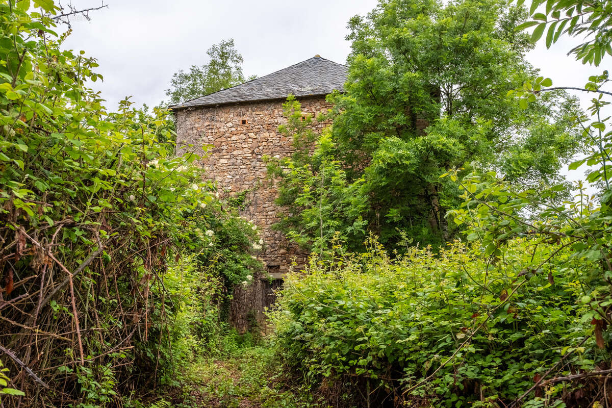 Stone barn to renovate - photo 17