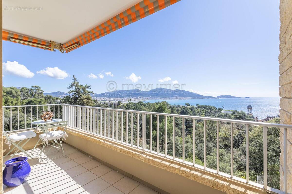 Appartement T5 vue mer ? Résidence La Rouvière ? Marseille 9ème n°1 - Appartement à MARSEILLE-7E