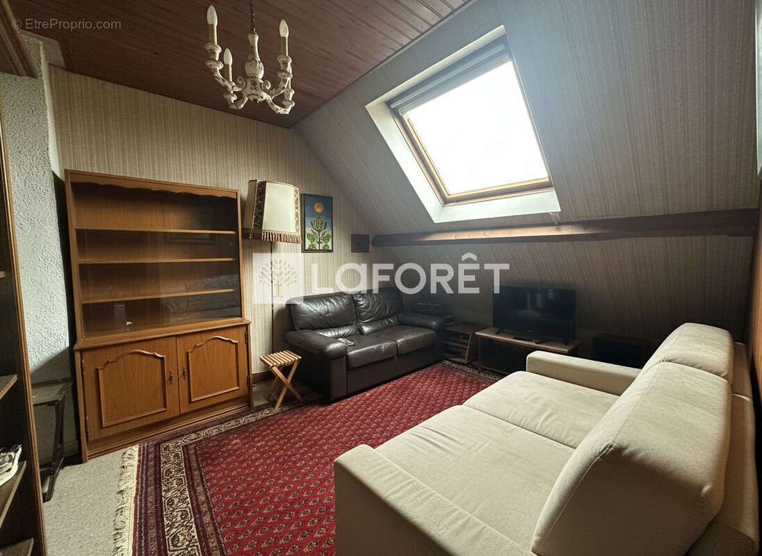 Maison à VIRY-CHATILLON