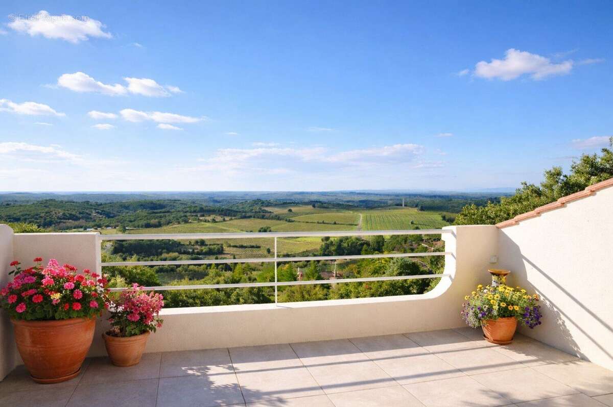 Photo 2 - Maison à FAUGERES