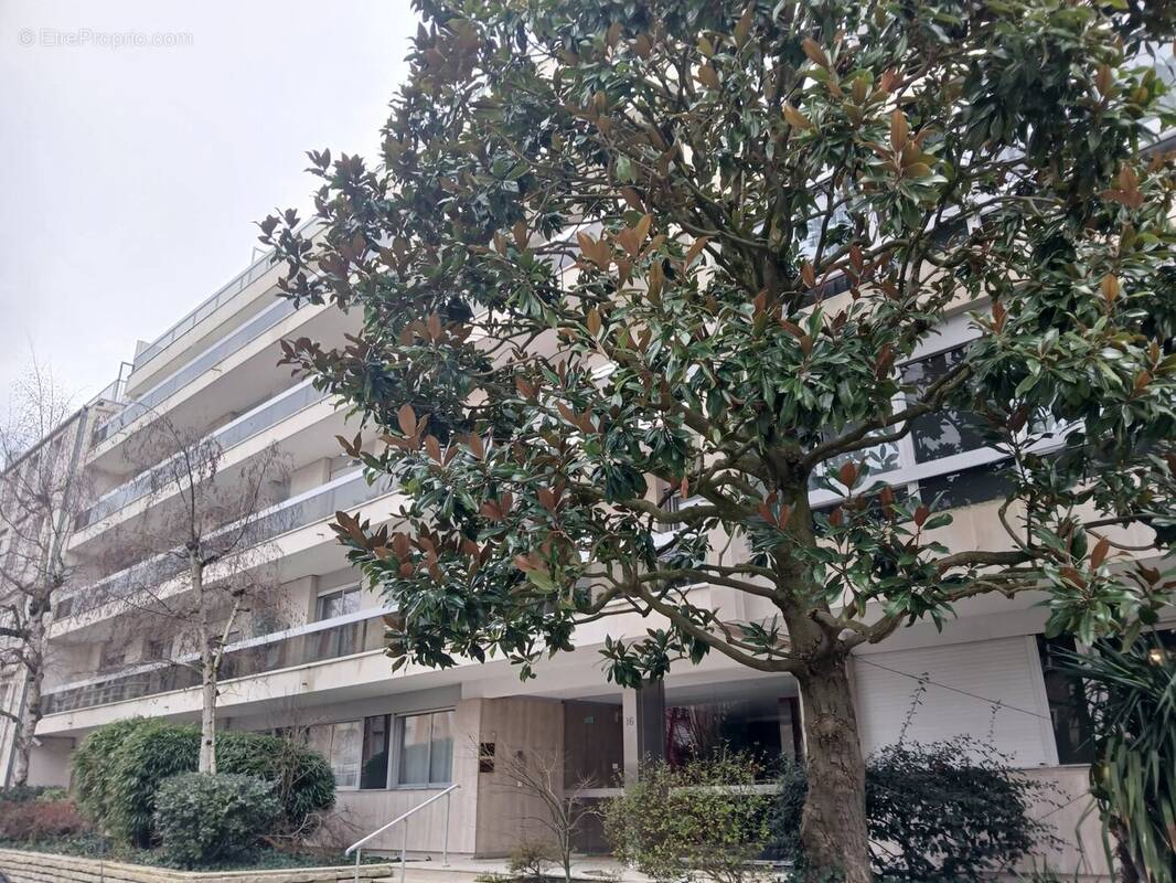 Parking à VERSAILLES