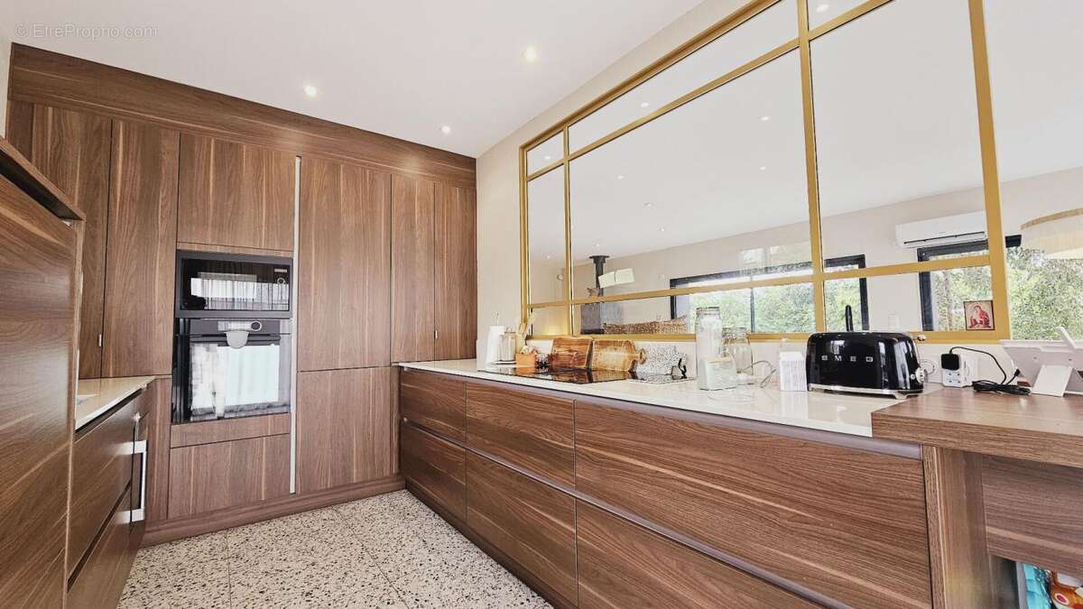 Maison à SAINT-DOULCHARD