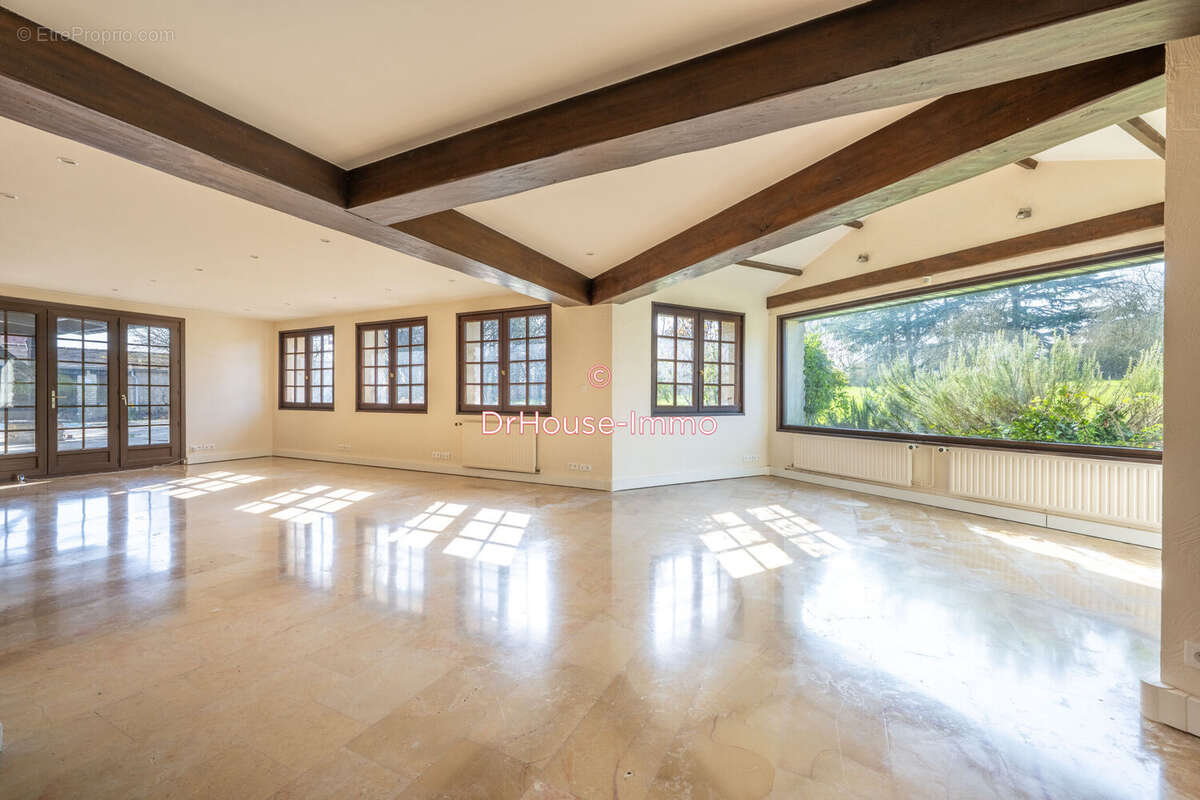 Maison 549 m² à Goussonville  - photo 52