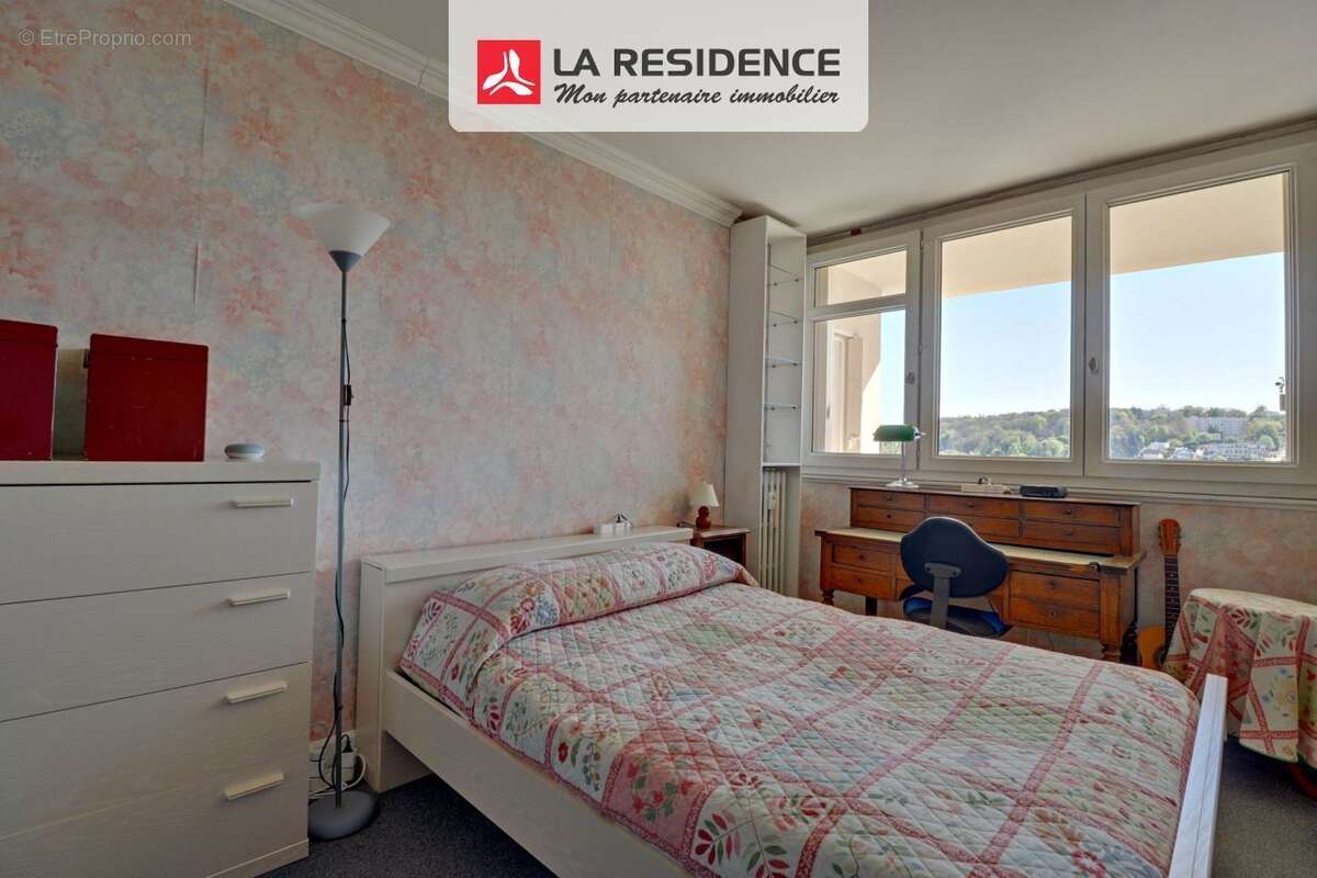 Appartement 74 m² à Le Pecq  - photo 7
