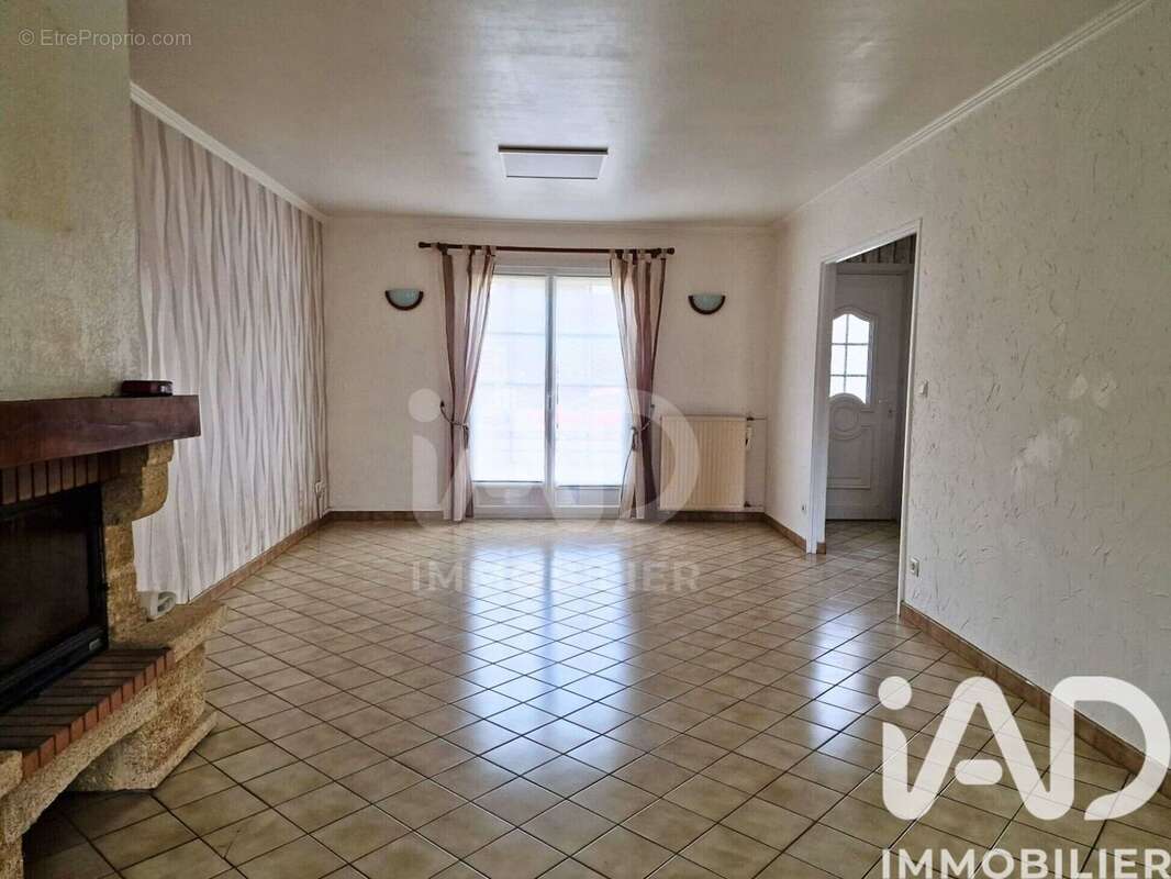 Photo 2 - Maison à BRUAY-LA-BUISSIERE