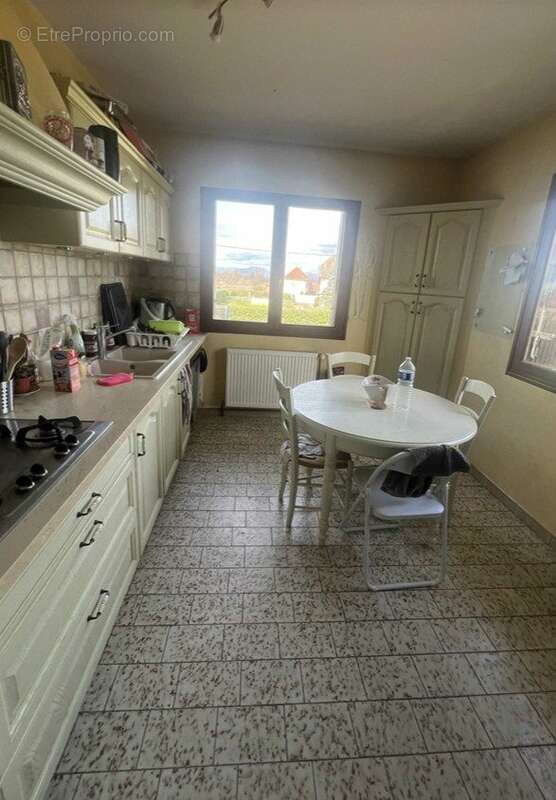Maison à LES ABRETS