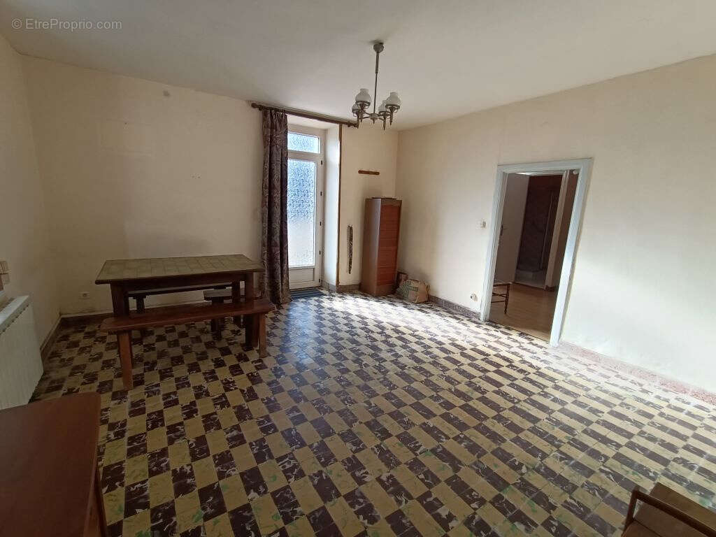 Maison à SAINT-POURCAIN-SUR-SIOULE