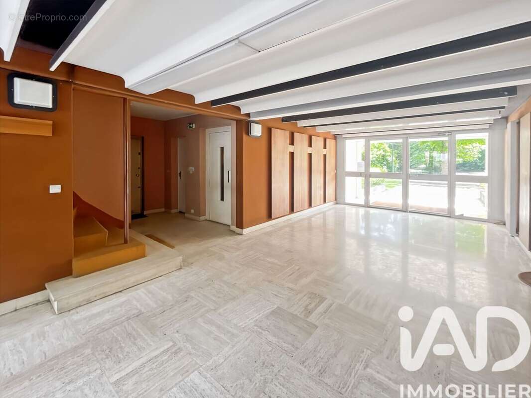 Photo 3 - Appartement à LES PAVILLONS-SOUS-BOIS
