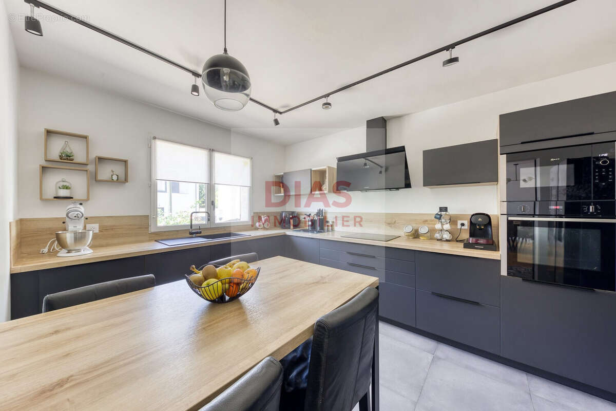 Maison à VILLIERS-SUR-MARNE