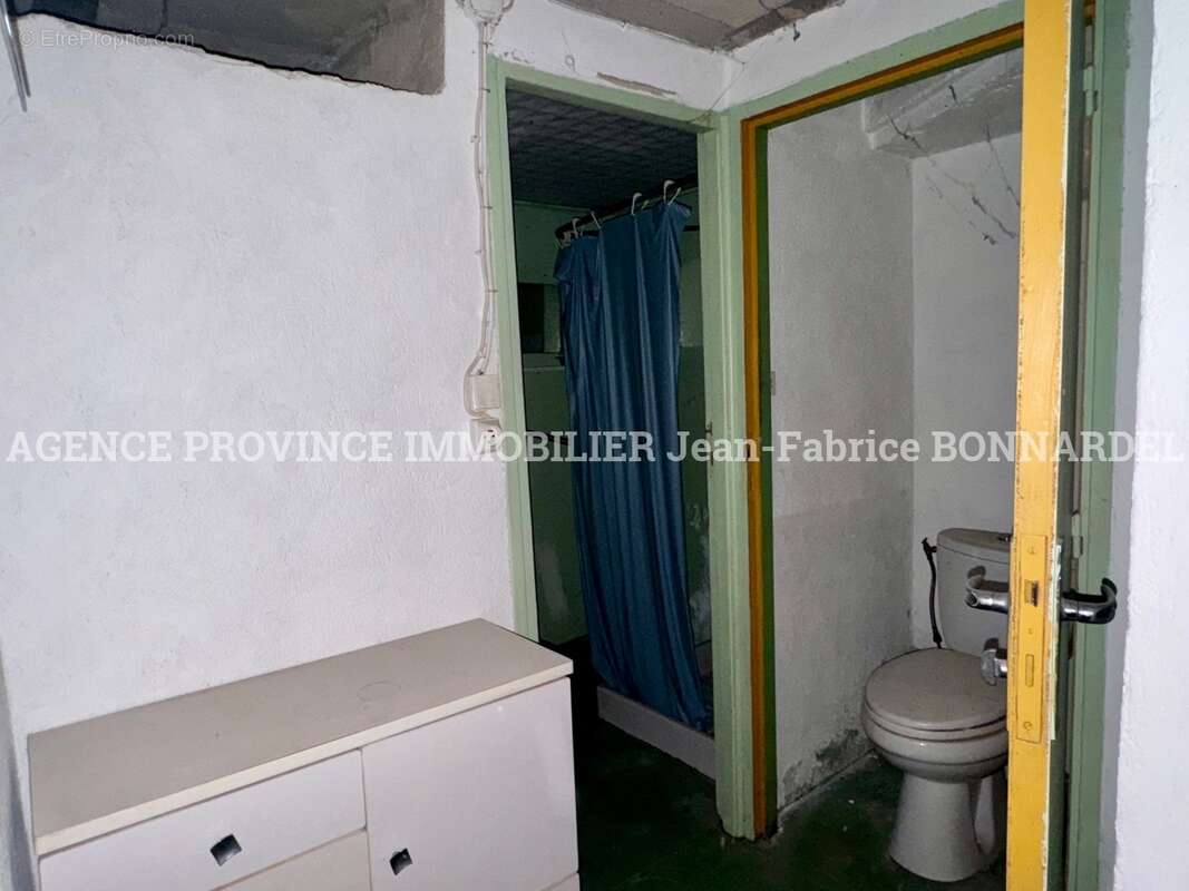 Maison 35 m² à Visan  - photo 9
