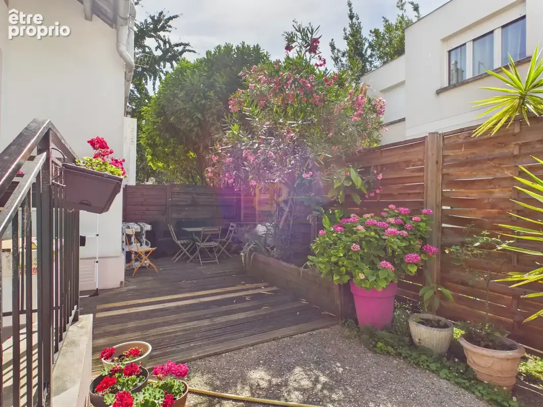 Calme - lumineux - investissement - ensemble immobilier rare   immeuble de rapport + maison indépendante avec - photo 10