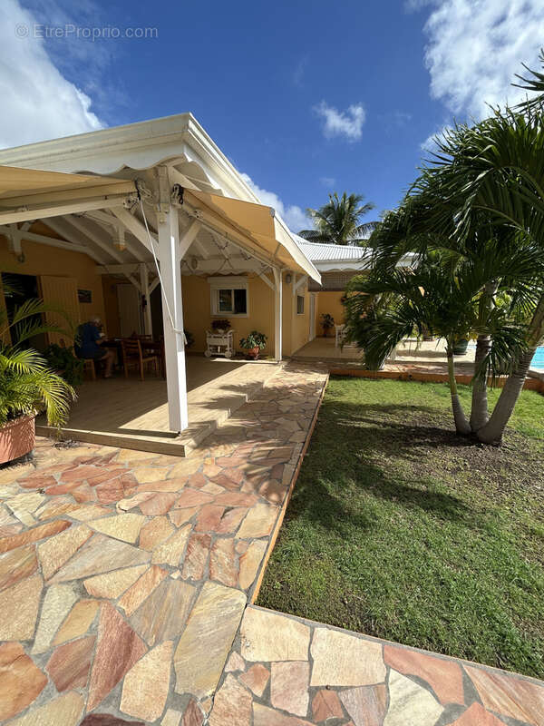 Maison à SAINTE-ANNE