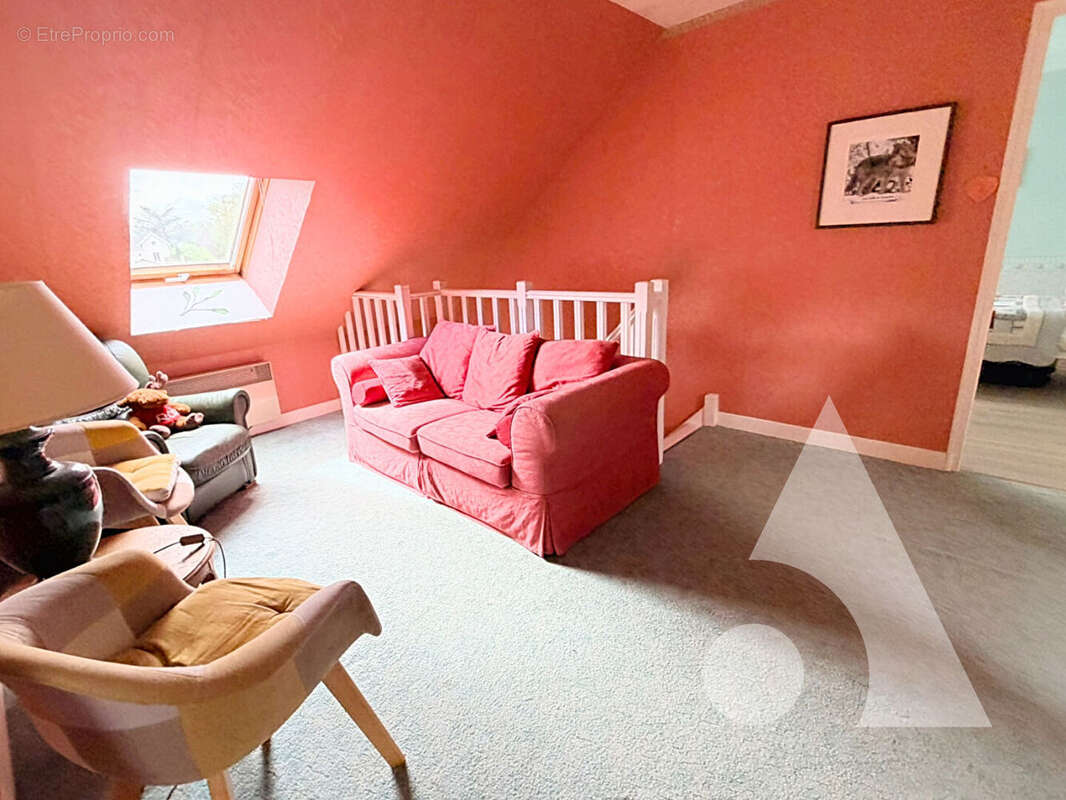 Maison à SAINT-JULIEN-LES-VILLAS