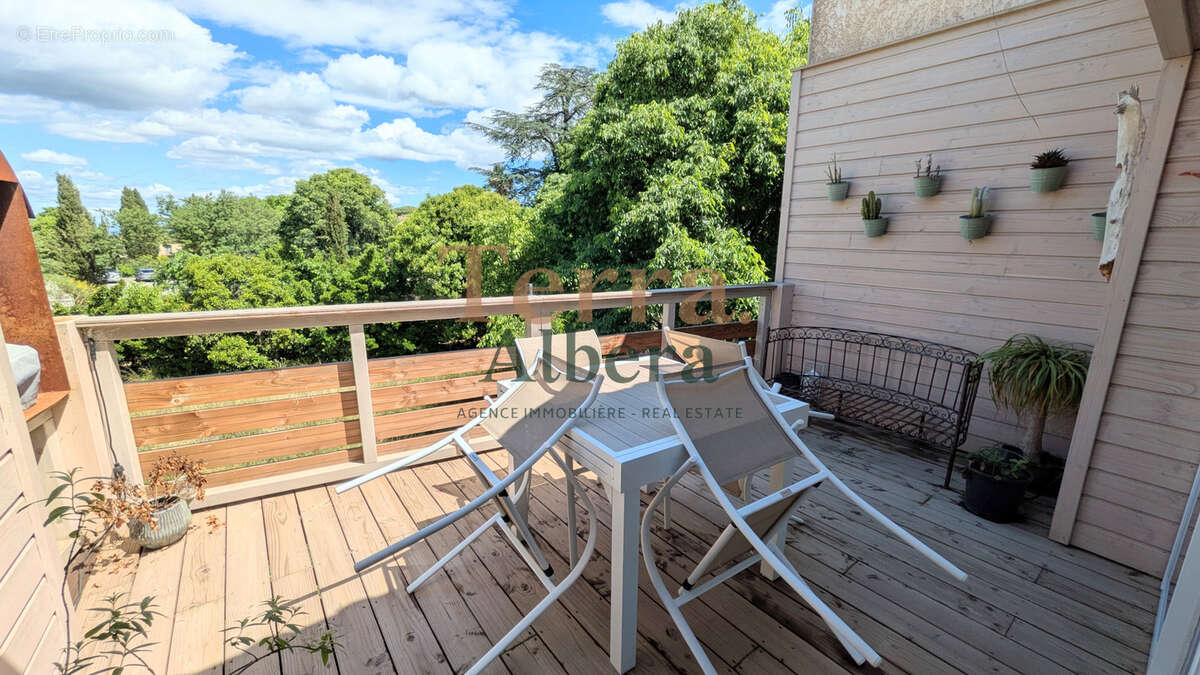 SOREDE CENTRE Appartement avec Terrasse - photo 10