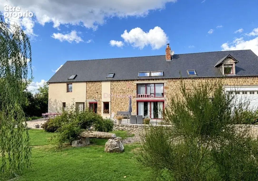Maison 7 pièces 225 m² à vendre à Vire (14500) - photo 2