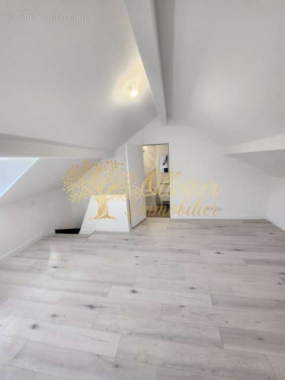 Maison à CHAMPIGNY-SUR-MARNE