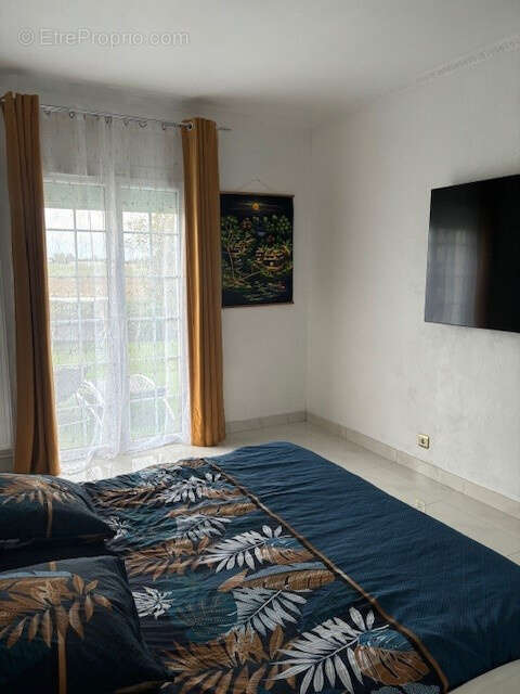 Maison à JOUY-LE-CHATEL