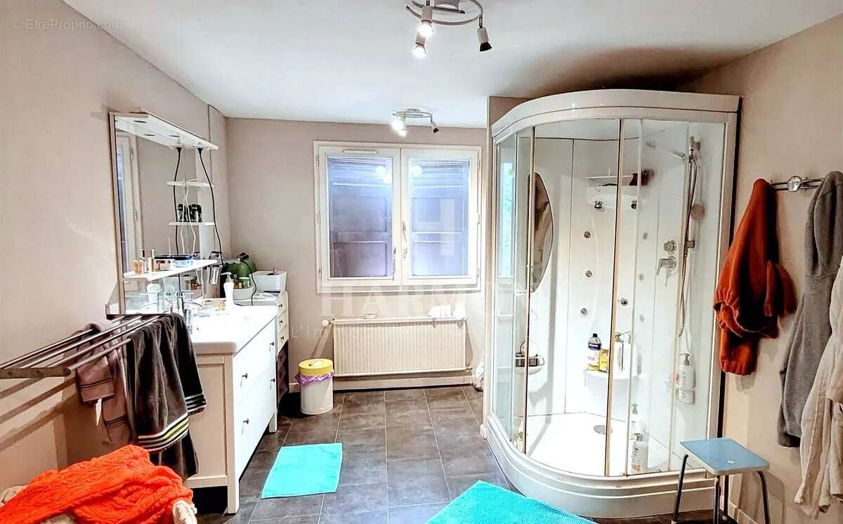 Appartement à L&#039;HOPITAL-SAINT-BLAISE