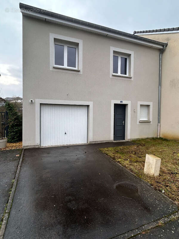 Maison à ROUSSY-LE-VILLAGE