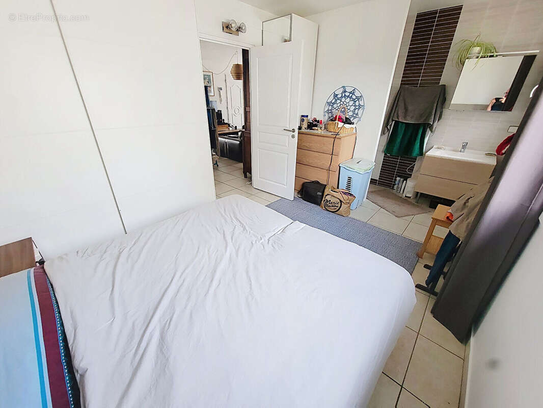 Maison à COLLEVILLE-MONTGOMERY