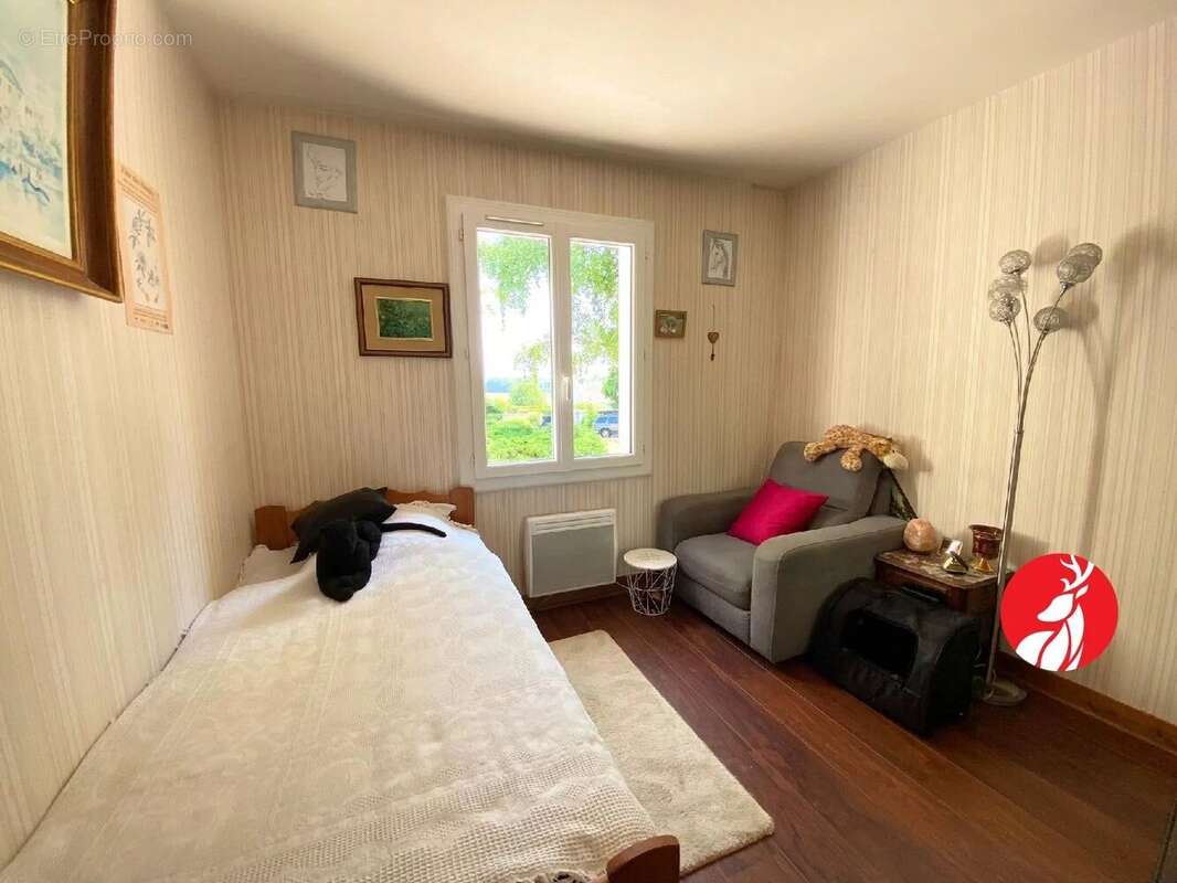 Maison à NOISY-SUR-ECOLE