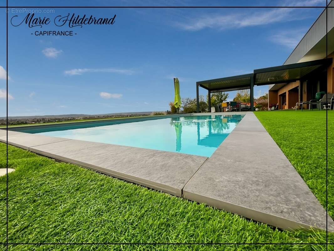 Propriété contemporaine – vue dominante, parc de près d’1 hectare & piscine - photo 26