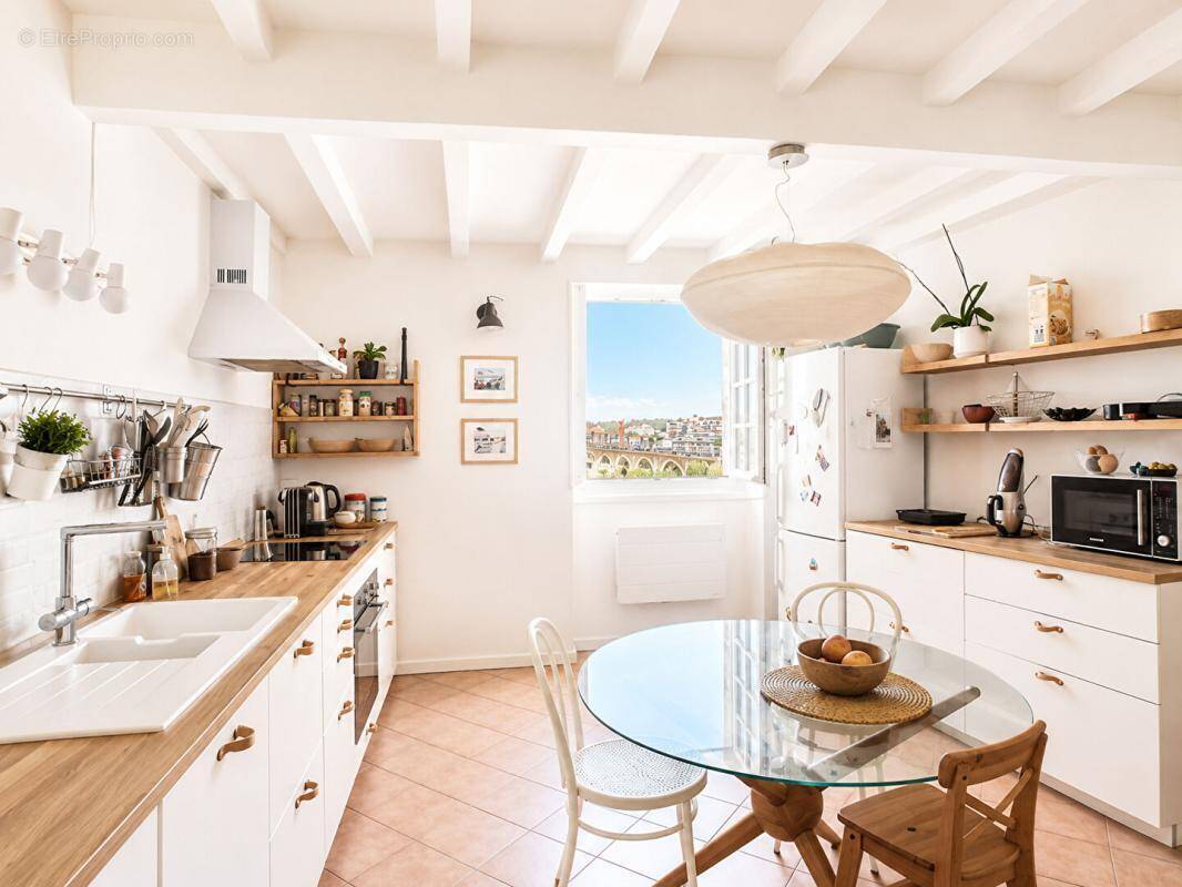 Appartement à BORDEAUX