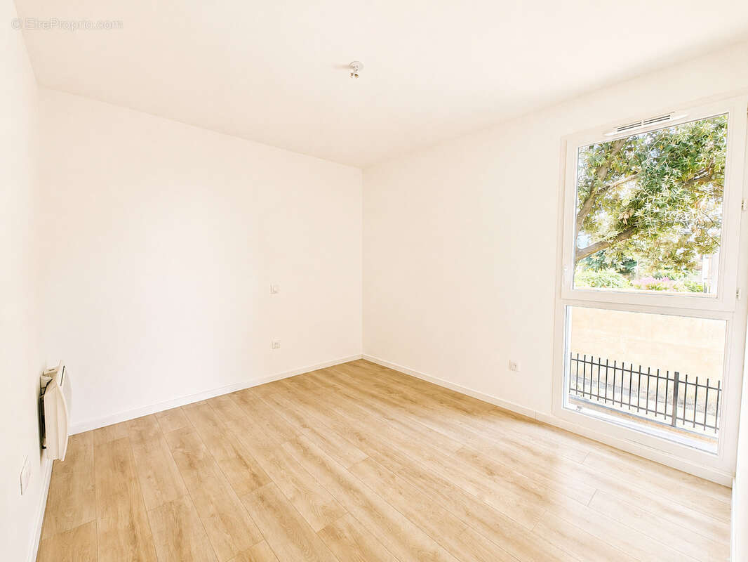 Mauguio   Villa T4 de 101,50 m2 avec jardin de 135 m2  Disponible immédiatement - photo 12