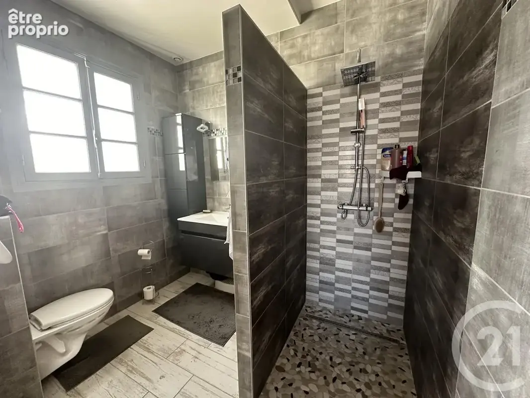 Maison 102 m² à Royan  - photo 8