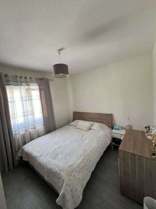 Maison à SAINT-MARCEL-LES-VALENCE