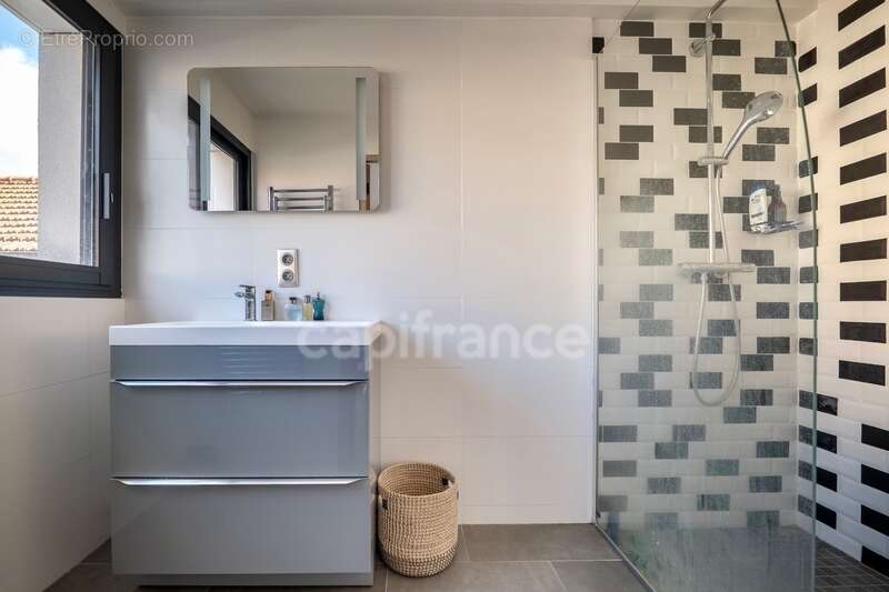 Maison à FONTENAY-SOUS-BOIS