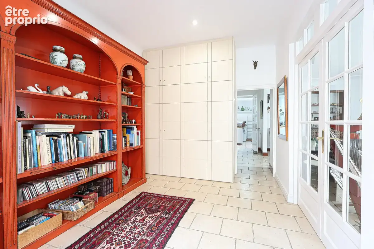 Maison 7 pièces 230 m² à vendre à Nantes (44000) - photo 3