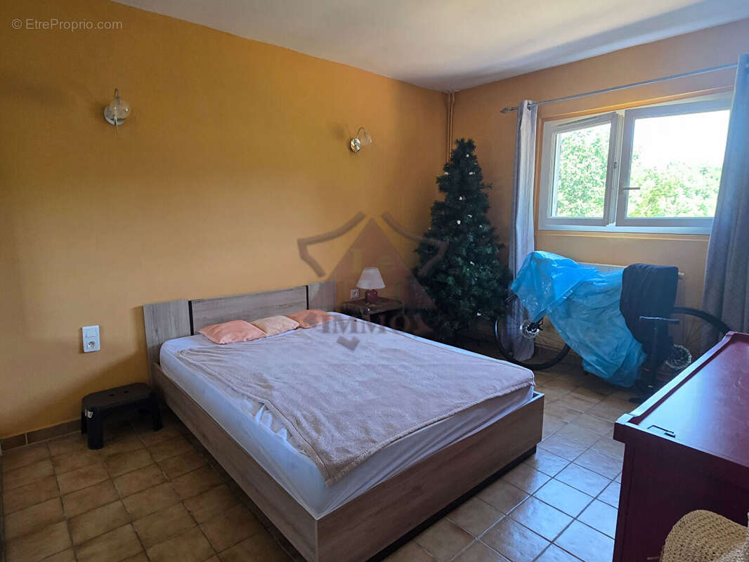 Grande maison familiale avec 6 chambres - photo 15
