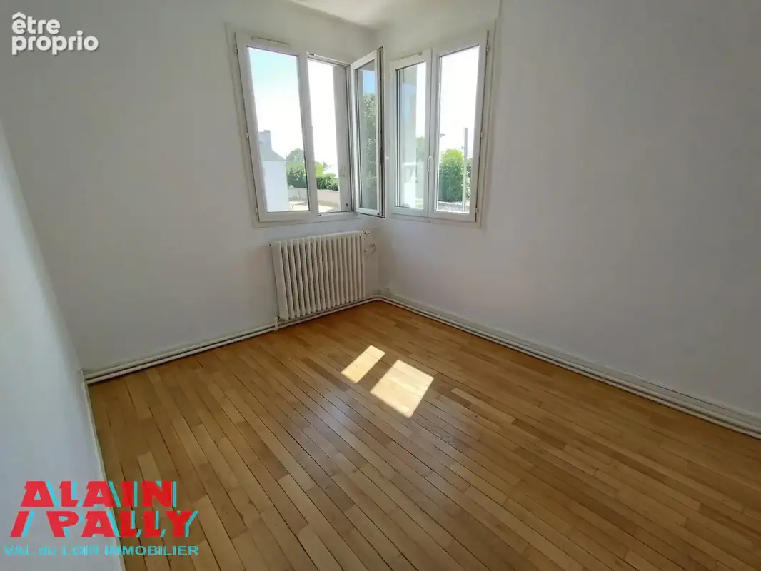 CHATEAUDUN - Appartement 2 chambres - photo 2