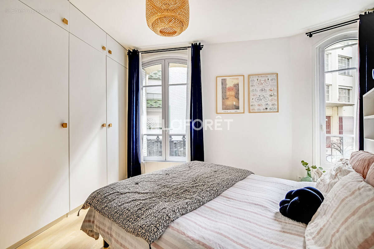 Appartement à PARIS-15E