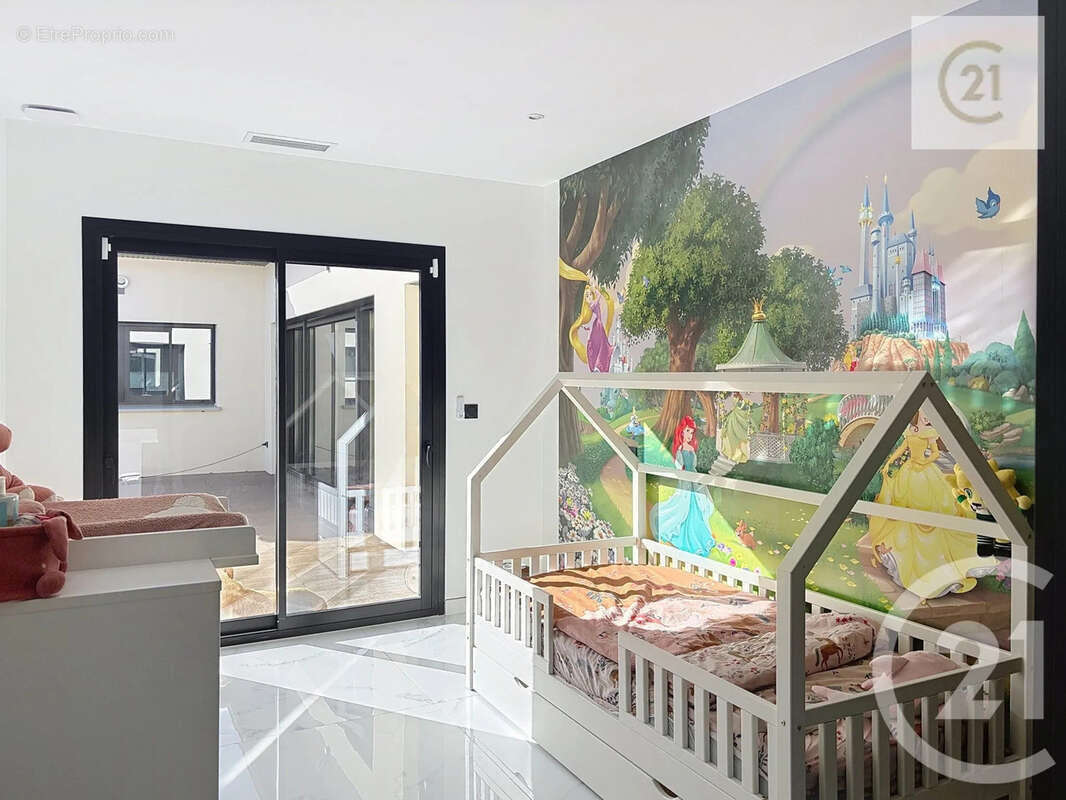 Maison à AYGUESVIVES