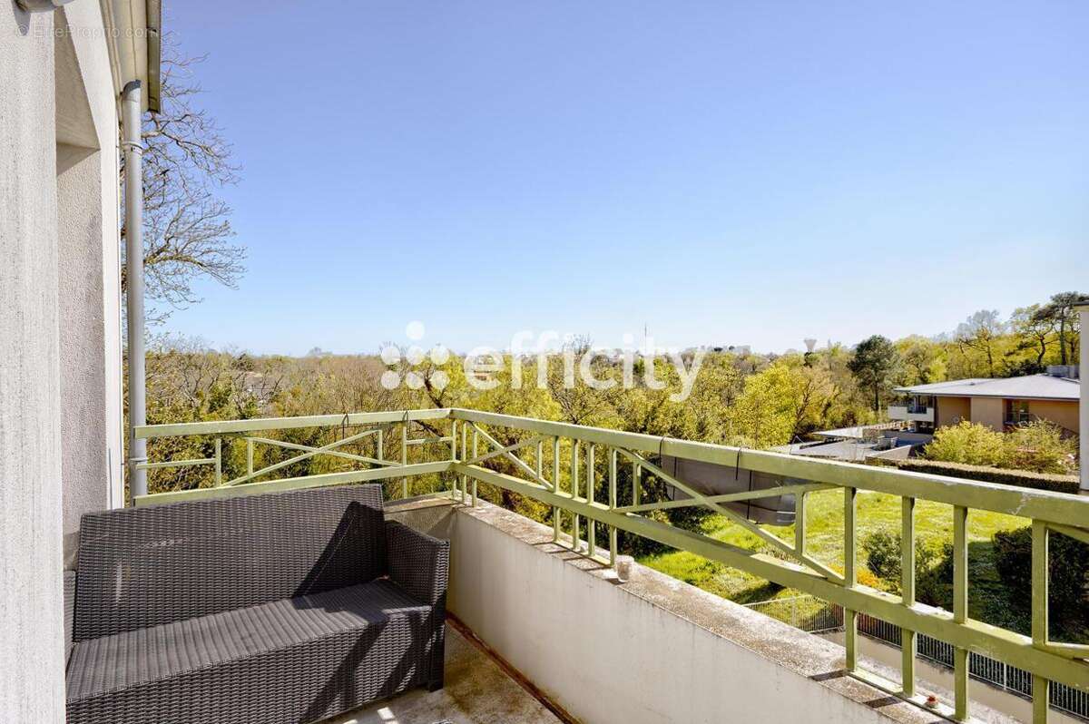 Appartement à CENON