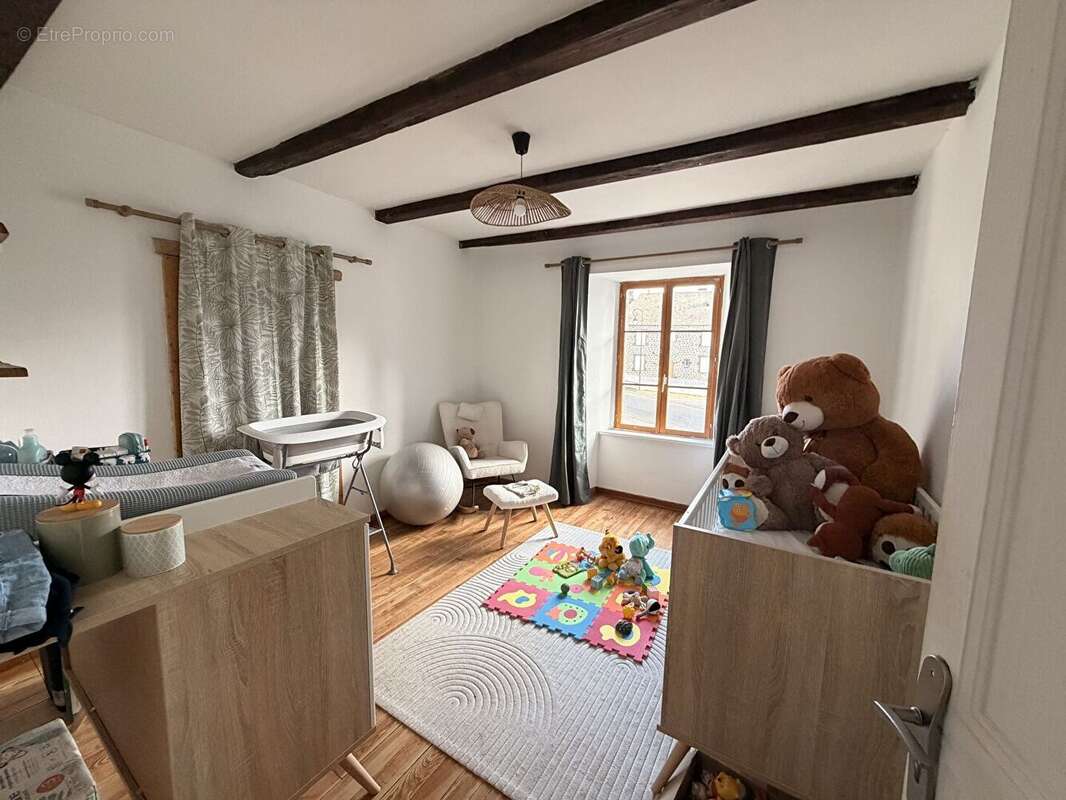 Maison à VALUEJOLS